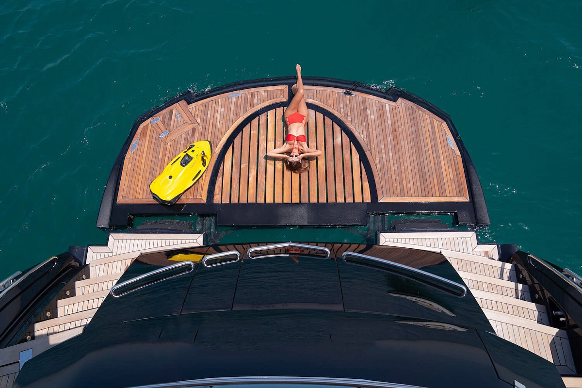 Sunseeker 90